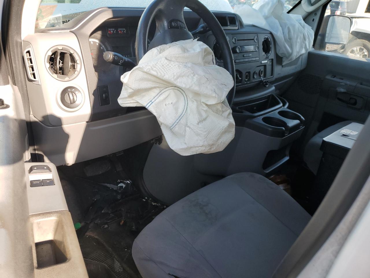 1FTNE1EW8DDA01230 2013 Ford Econoline E150 Van