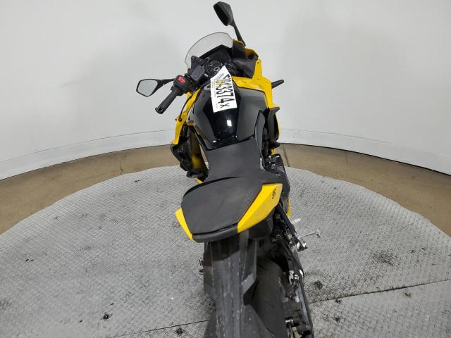 2024 SUZUKI GSX800 F JS1EM13B9R7102781