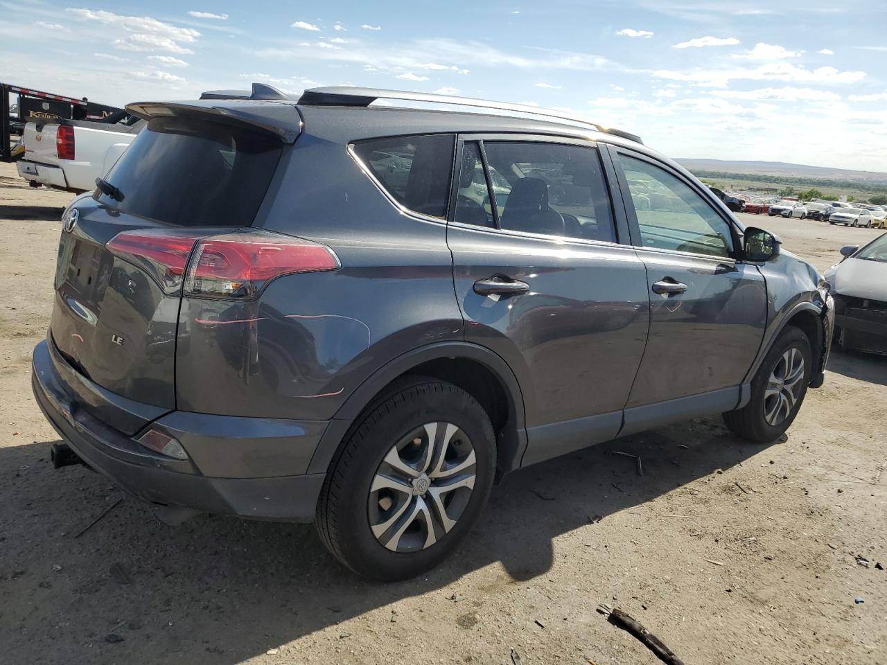 JTMZFREV1HD093730 2017 Toyota Rav4 Le