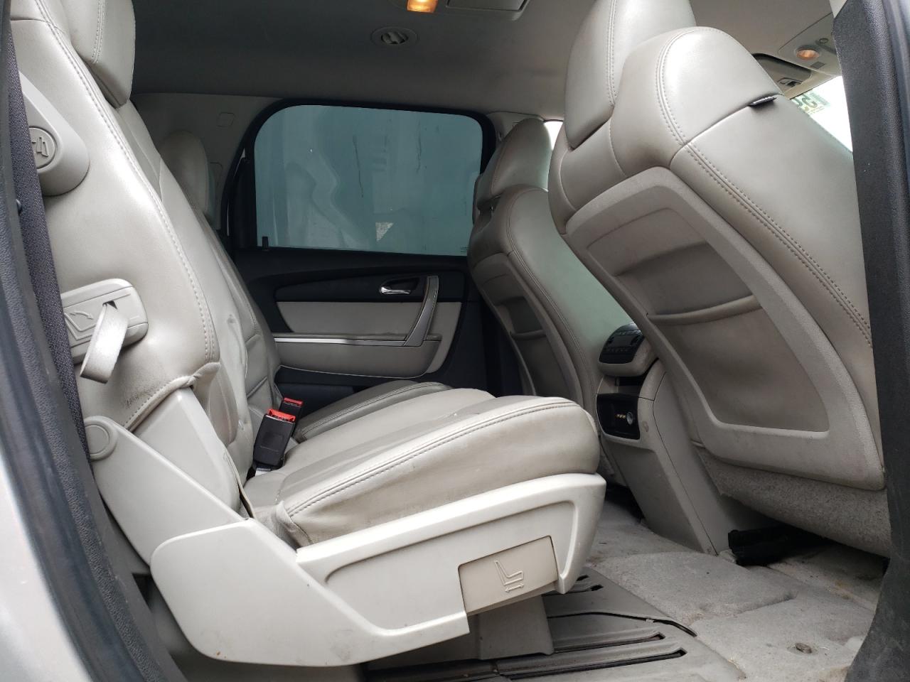 1GKLVMEDXAJ184865 2010 GMC Acadia Slt-1