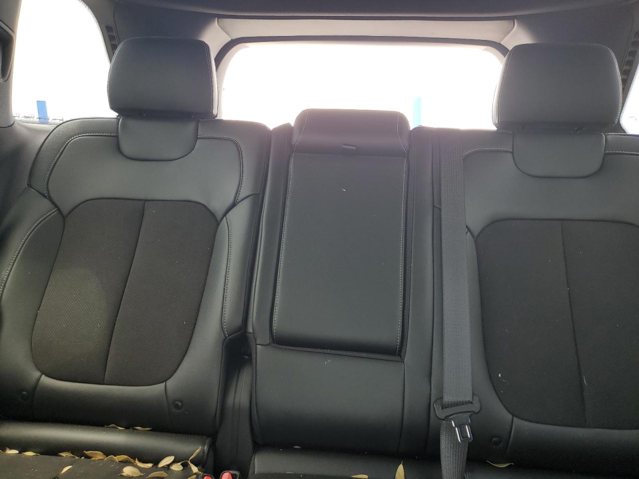 1C4RJGAG3PC648384 2023 Jeep Grand Cherokee Laredo