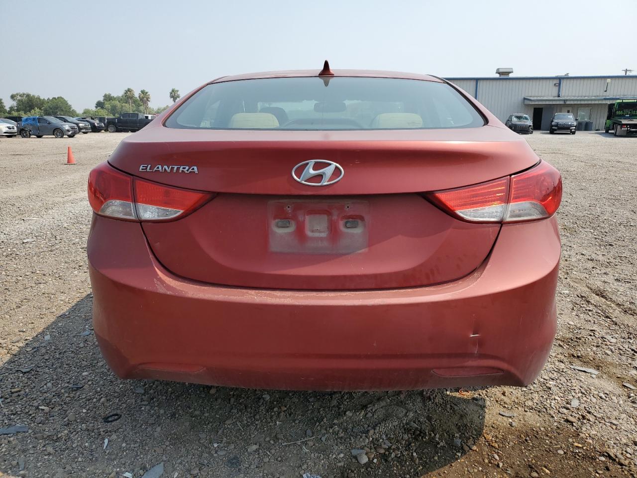 KMHDH4AE4CU353233 2012 Hyundai Elantra Gls