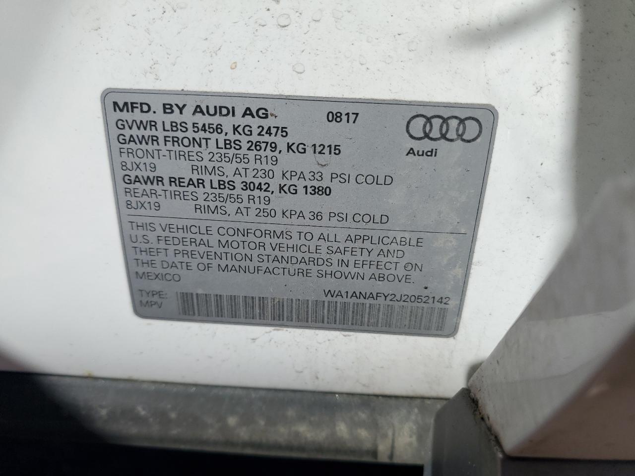 WA1ANAFY2J2052142 2018 Audi Q5 Premium