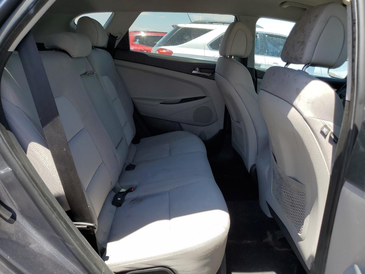 KM8J33A4XHU524268 2017 Hyundai Tucson Limited