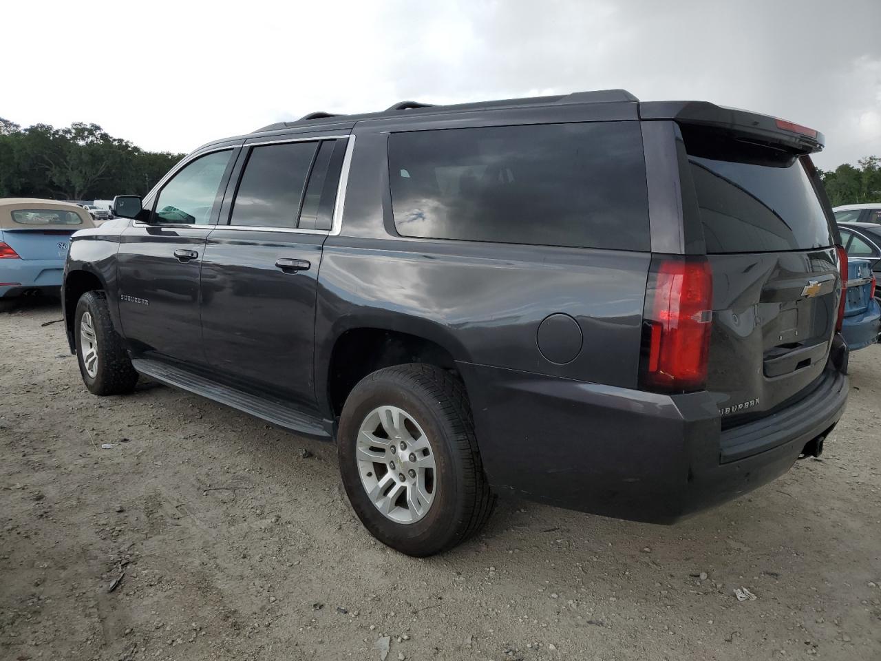 2015 Chevrolet Suburban C1500 Lt vin: 1GNSCJKC6FR233163