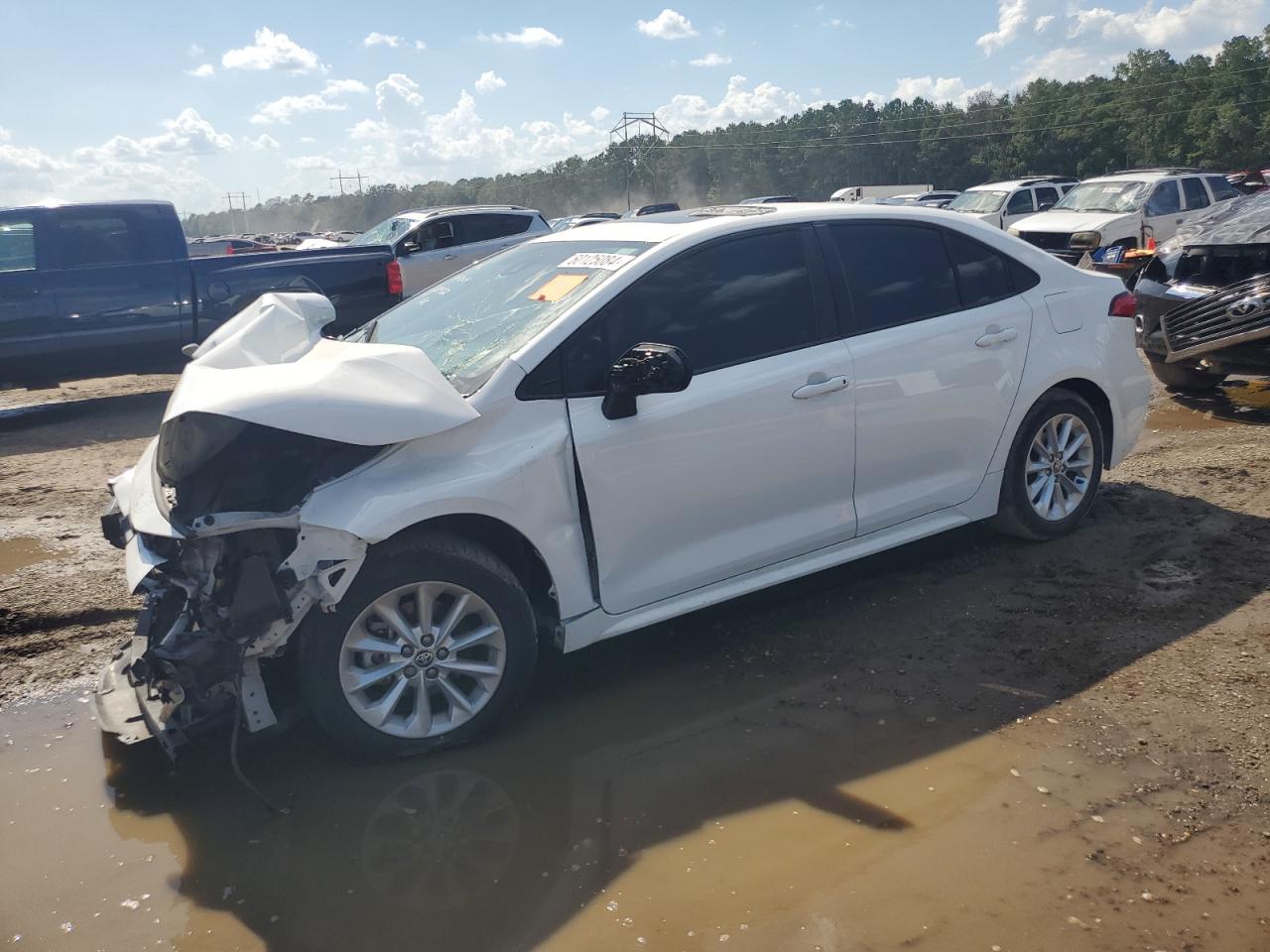 2020 Toyota Corolla Le vin: 5YFHPRAE3LP014322