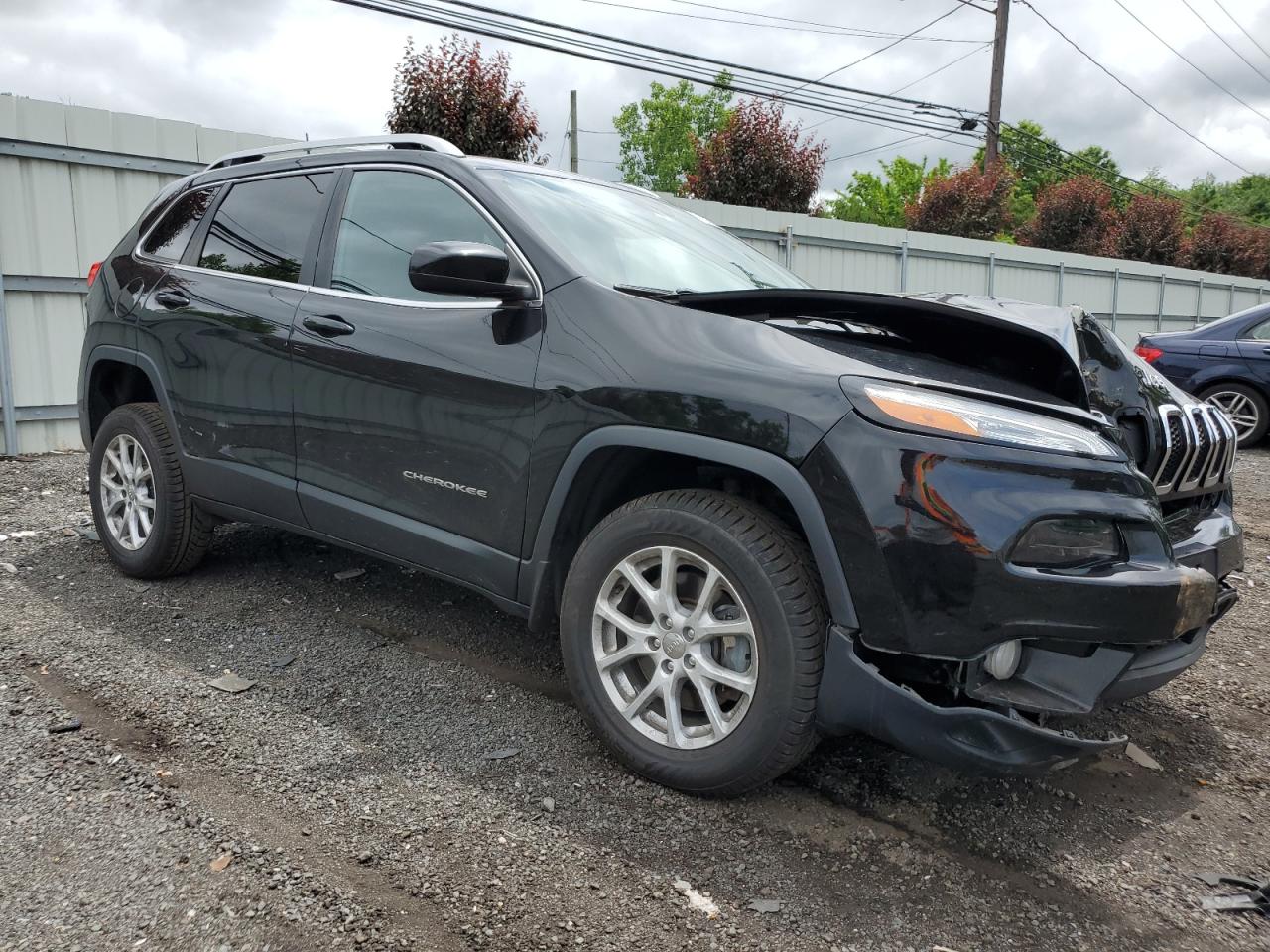 1C4PJMLB5JD516607 2018 Jeep Cherokee Latitude Plus