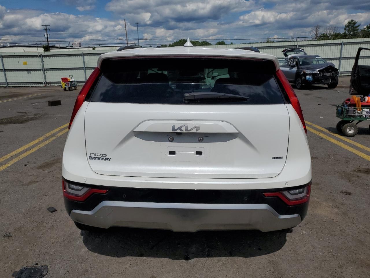 KNDCT3LE1P5084226 2023 Kia Niro Sx