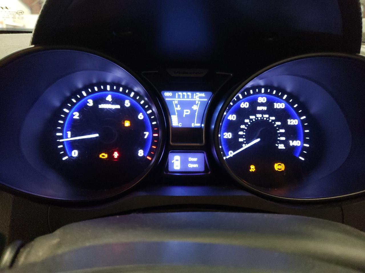 KMHTC6AE7DU083633 2013 Hyundai Veloster Turbo