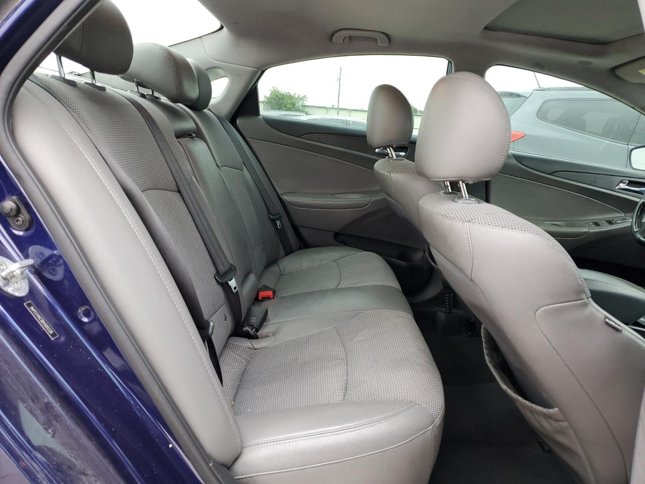 5NPEC4AC3DH585226 2013 Hyundai Sonata Se