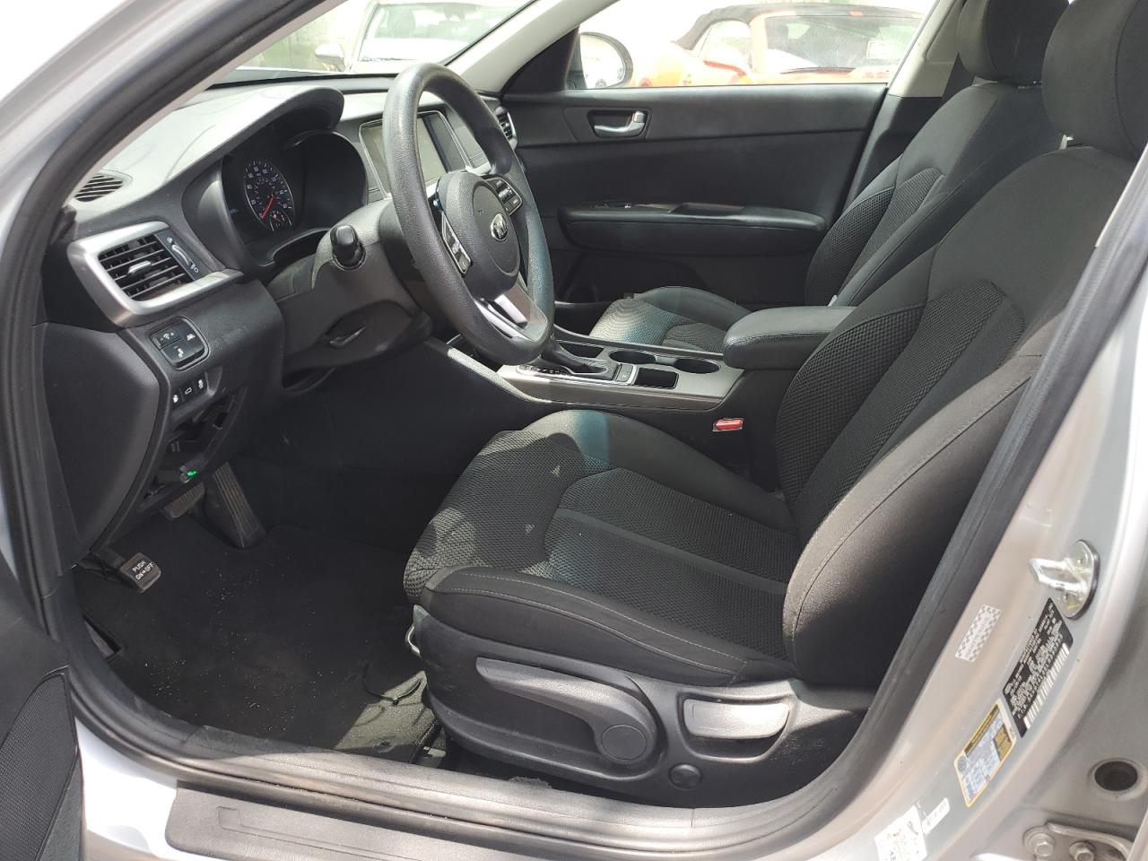 5XXGT4L36LG393959 2020 Kia Optima Lx