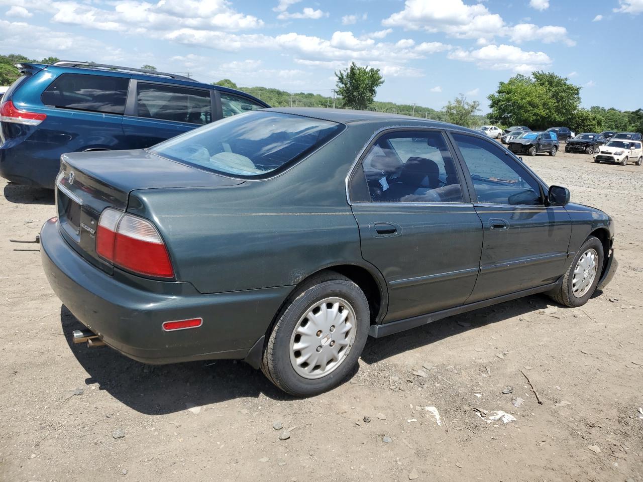 1HGCD5666VA251845 1997 Honda Accord Ex