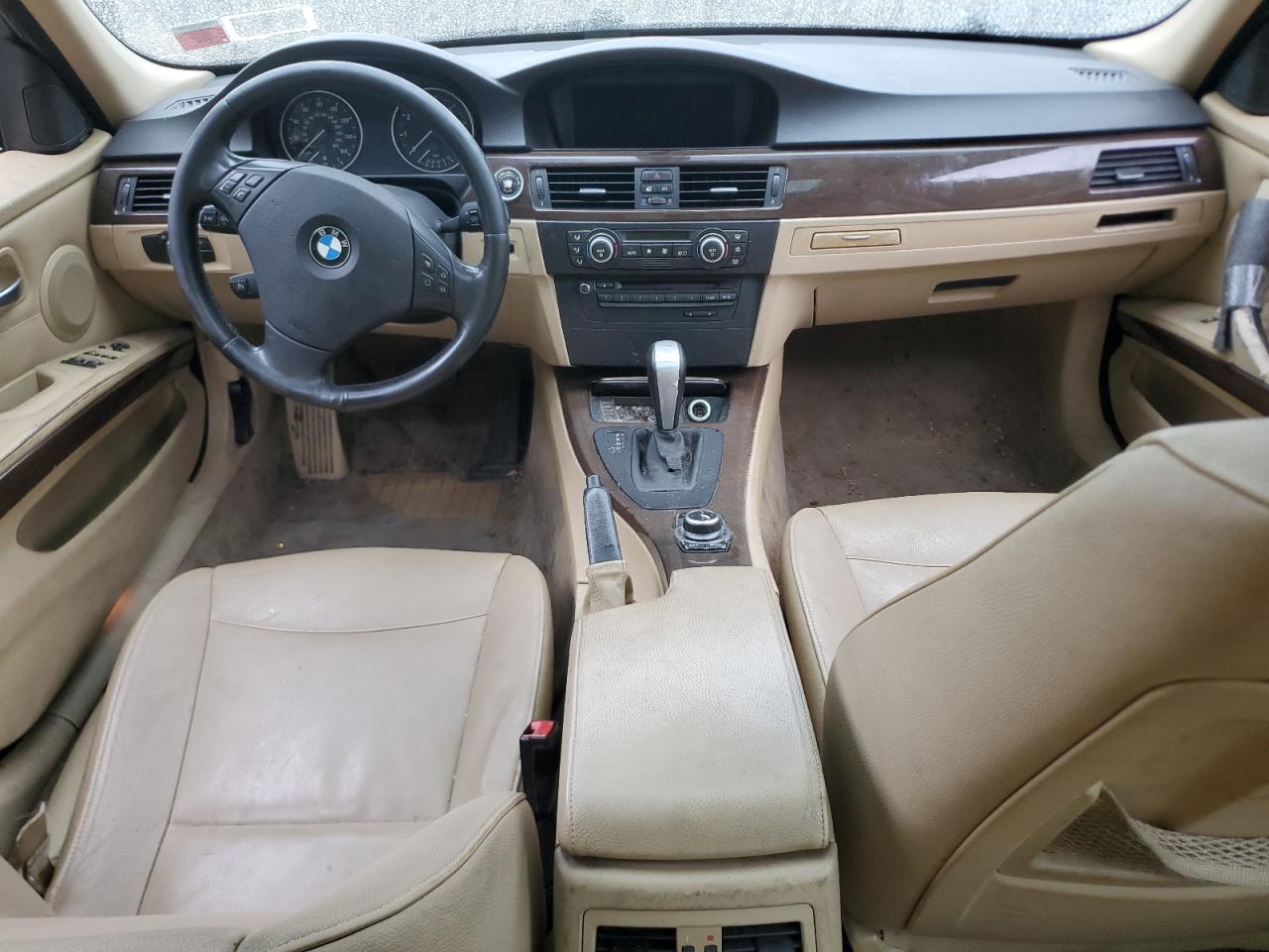 WBAPH77519NL82134 2009 BMW 328 I