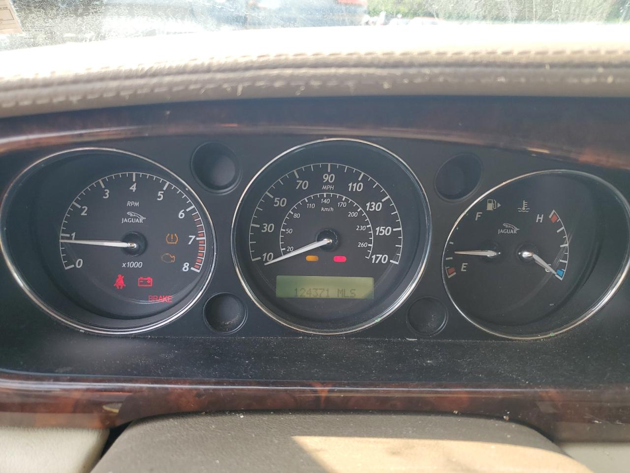 SAJWA82B16SH03242 2006 Jaguar Vandenplas