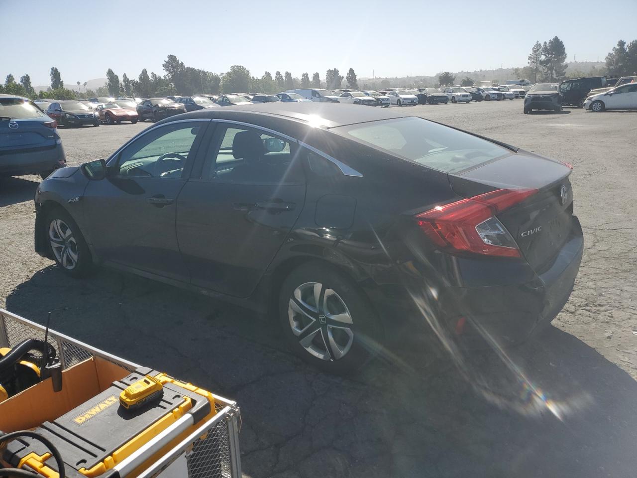 2HGFC2F56HH556211 2017 Honda Civic Lx