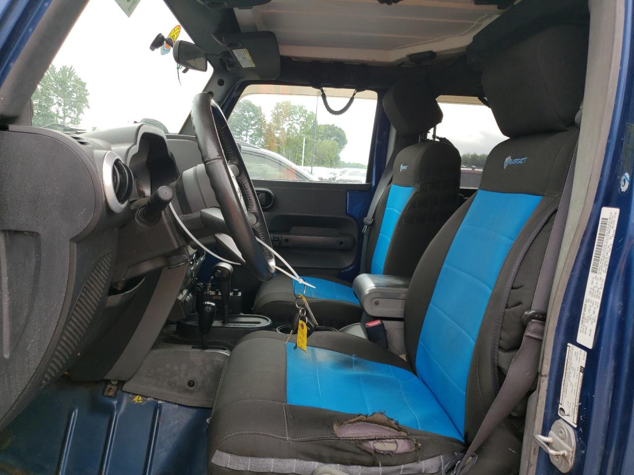 1J4BA5H13AL139615 2010 Jeep Wrangler Unlimited Sahara