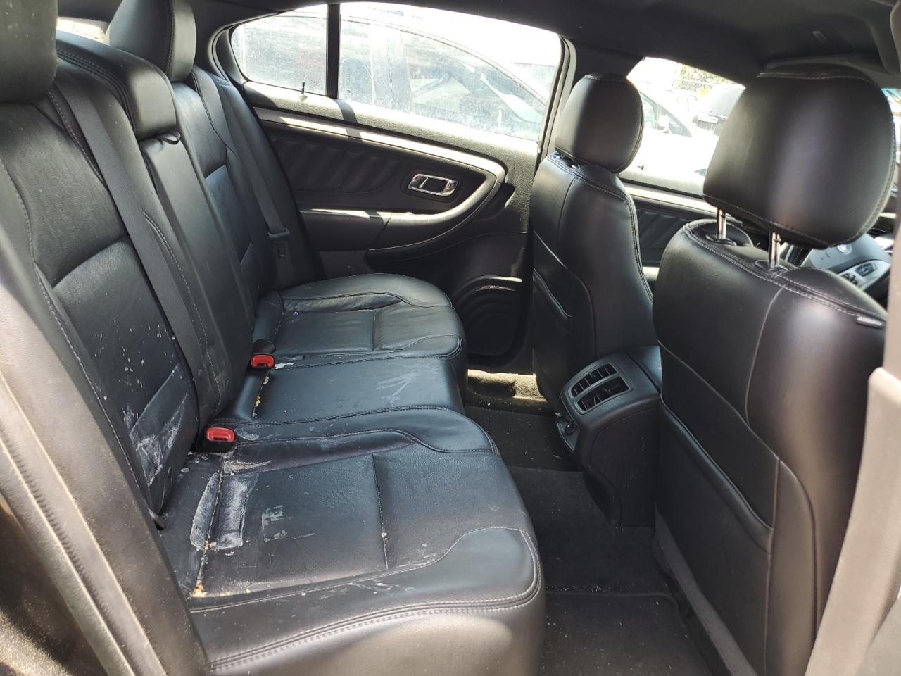 1FAHP2E91FG137973 2015 Ford Taurus Sel