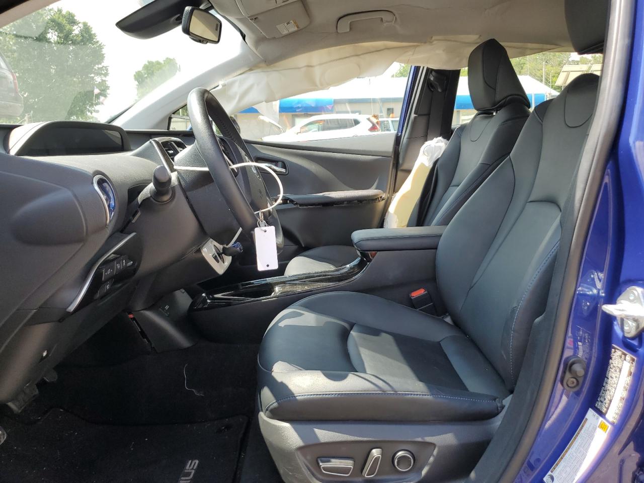 JTDKARFU8H3530909 2017 Toyota Prius