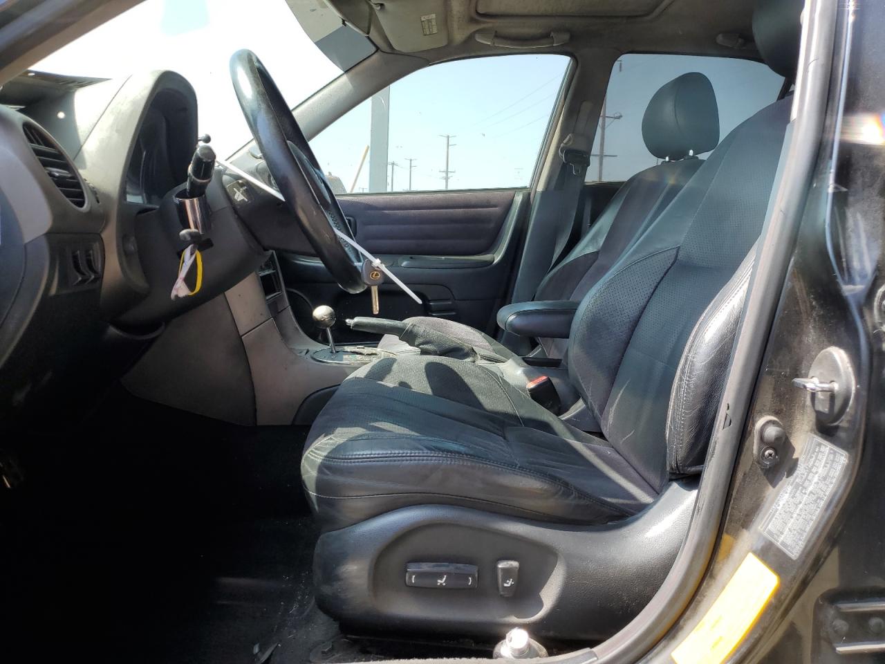 JTHBD182510029888 2001 Lexus Is 300