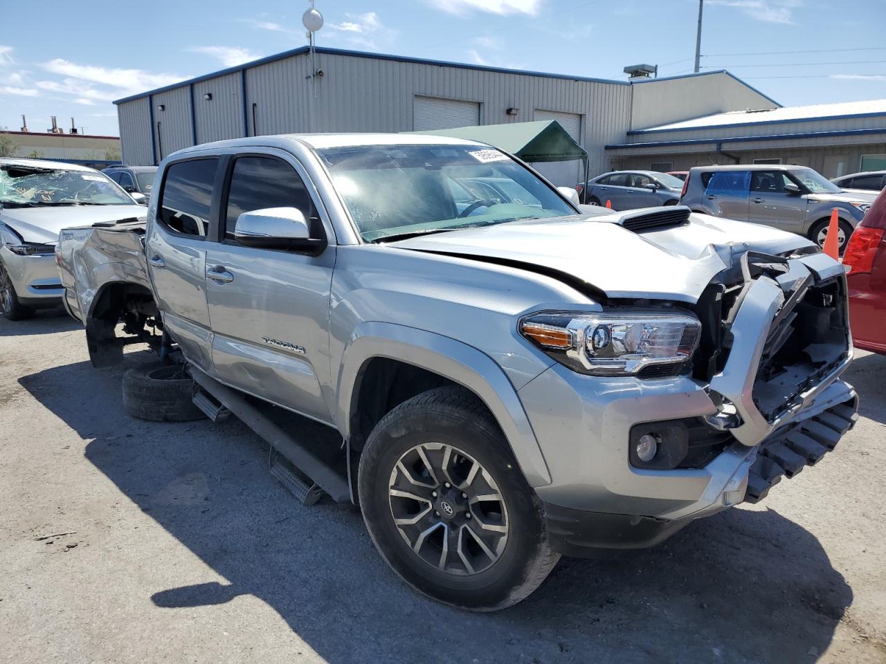 2022 Toyota Tacoma Double Cab vin: 3TMAZ5CN5NM176951