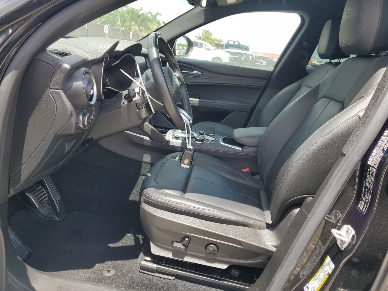 ZASPAJAN5P7D50261 2023 Alfa Romeo Stelvio Sprint