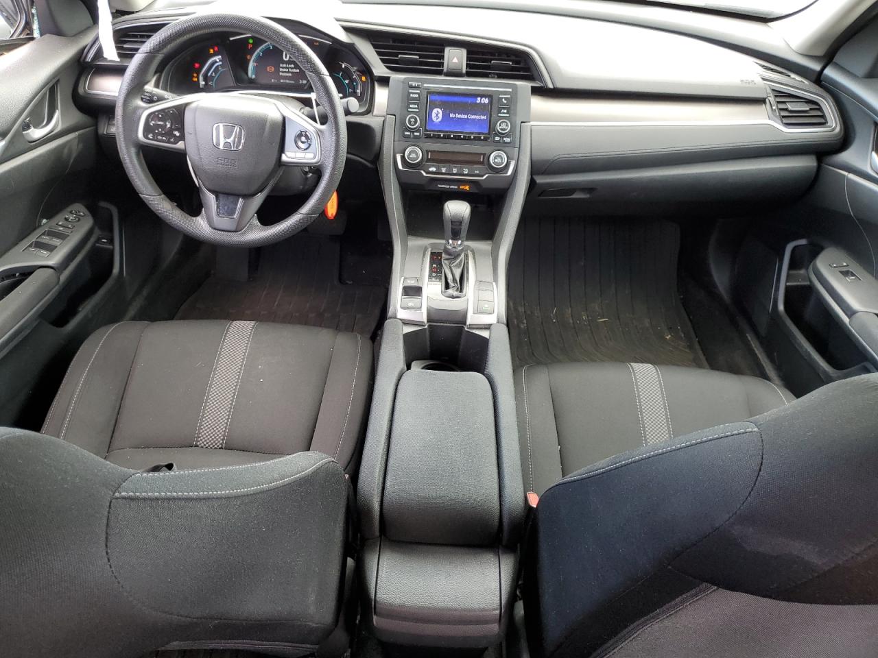 2HGFC2F60KH504749 2019 Honda Civic Lx