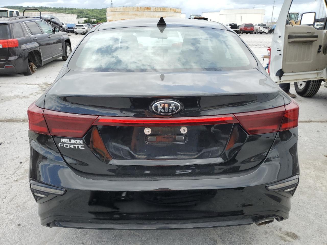 3KPF24ADXKE060018 2019 Kia Forte Fe