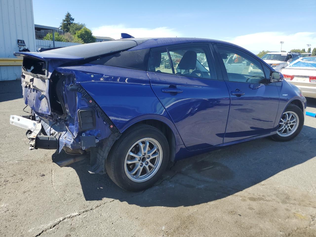 2018 Toyota Prius vin: JTDKARFU4J3546160