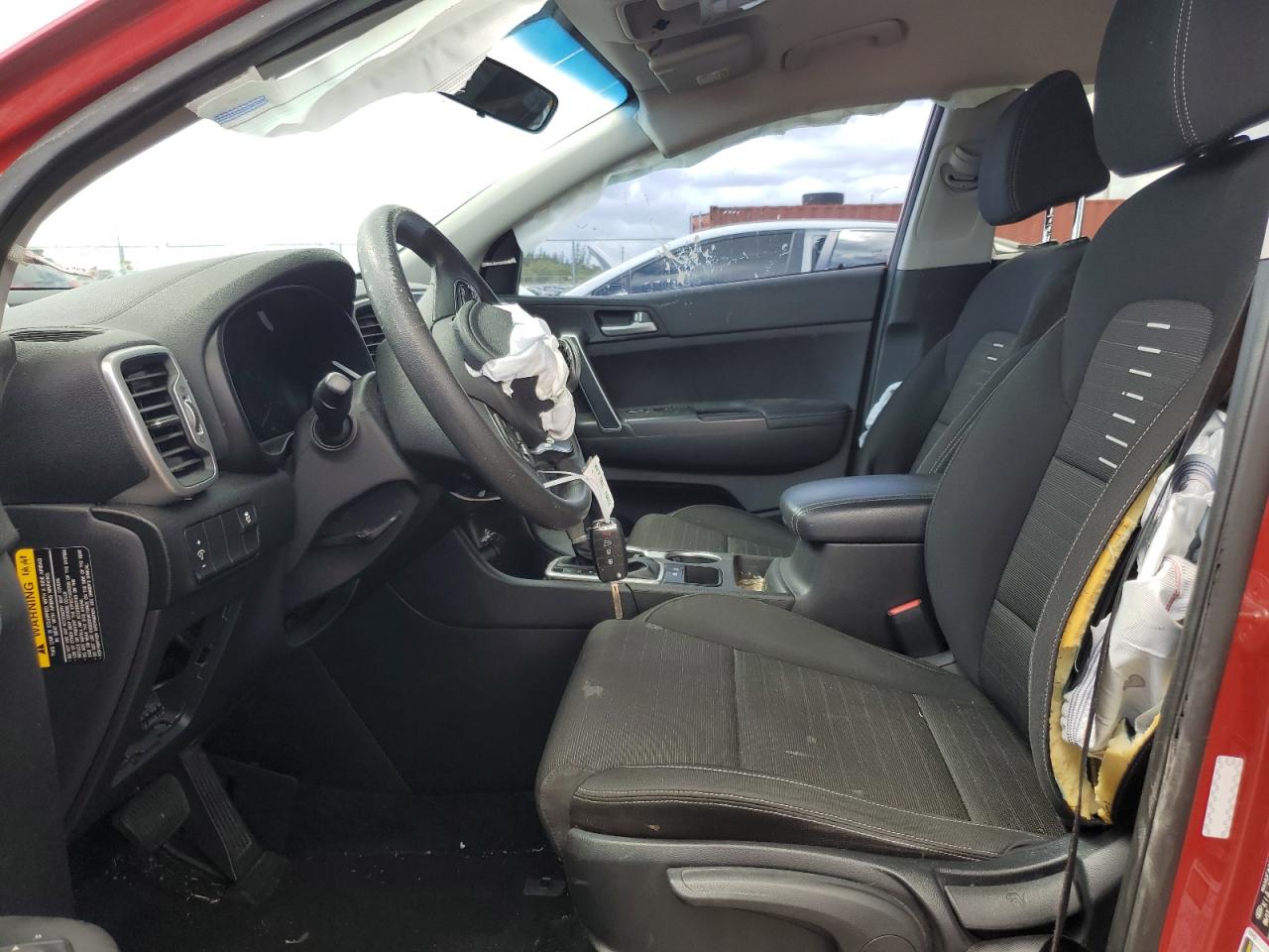 KNDPM3AC2J7346041 2018 Kia Sportage Lx