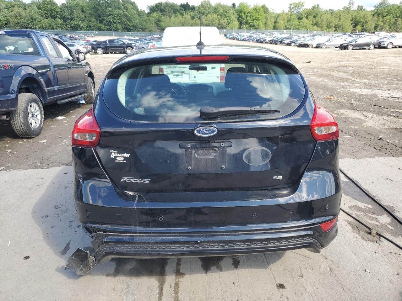 1FADP3K20GL375981 2016 Ford Focus Se