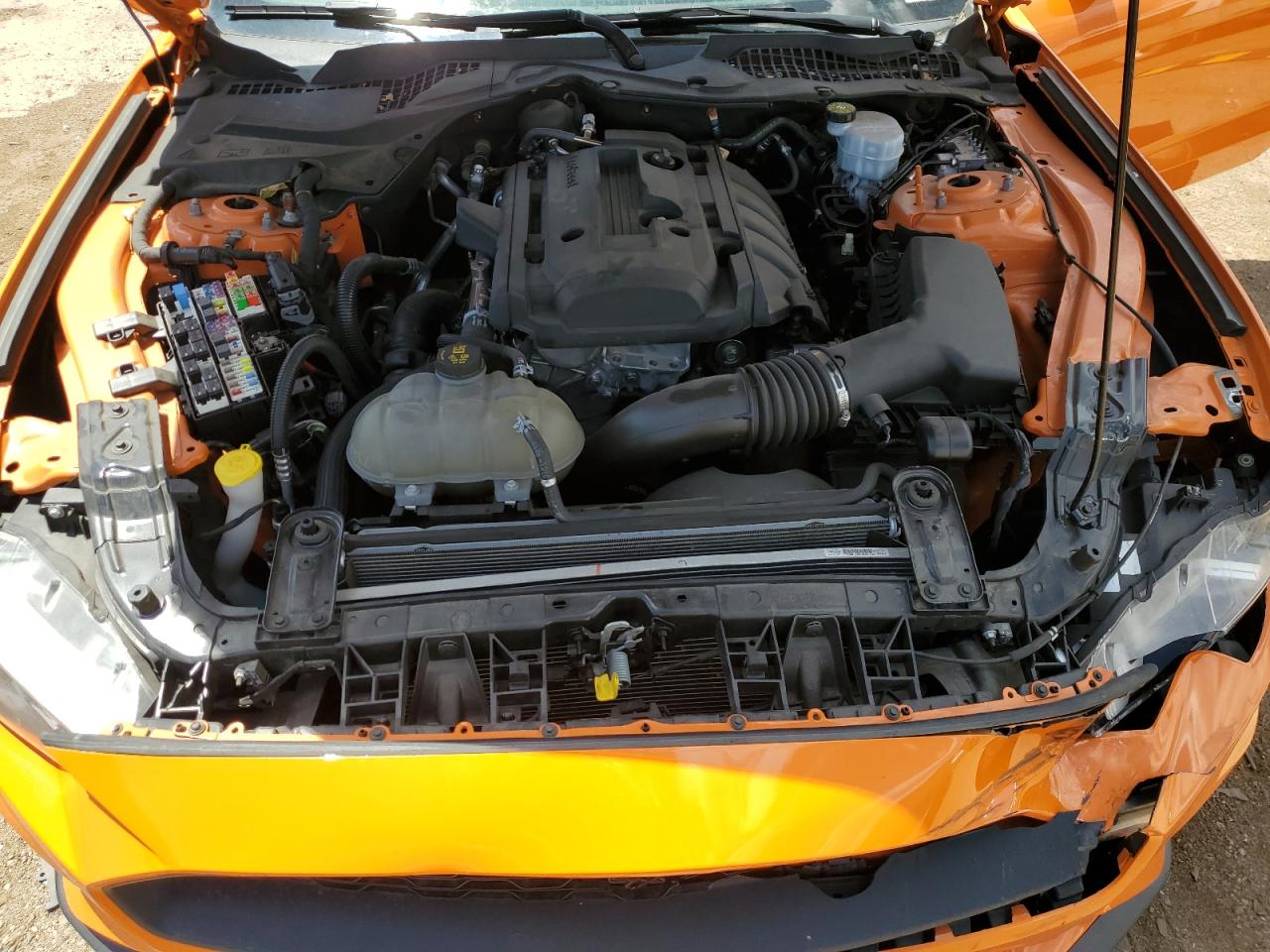 1FA6P8THXL5103915 2020 Ford Mustang