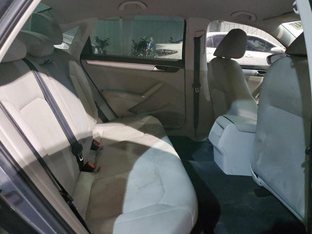 2017 Volkswagen Passat S VIN: 1VWAT7A30HC015005 Lot: 58882014