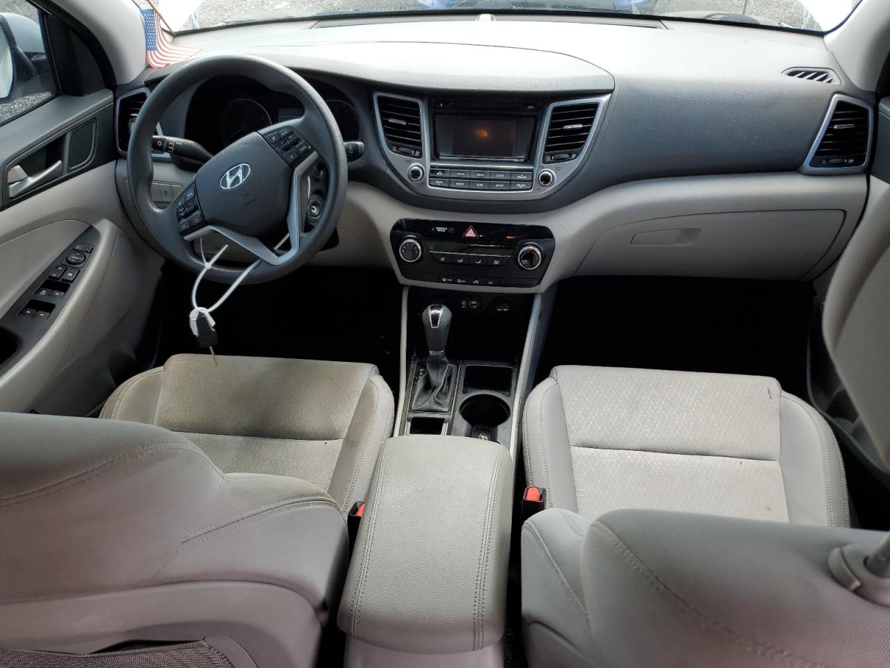 KM8J23A41JU767119 2018 Hyundai Tucson Se