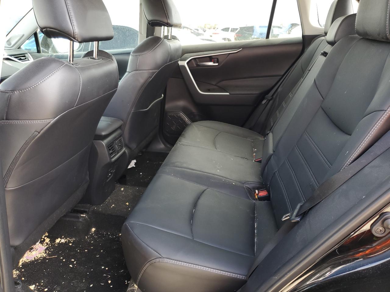 2T3C1RFV5MC126665 2021 Toyota Rav4 Xle Premium