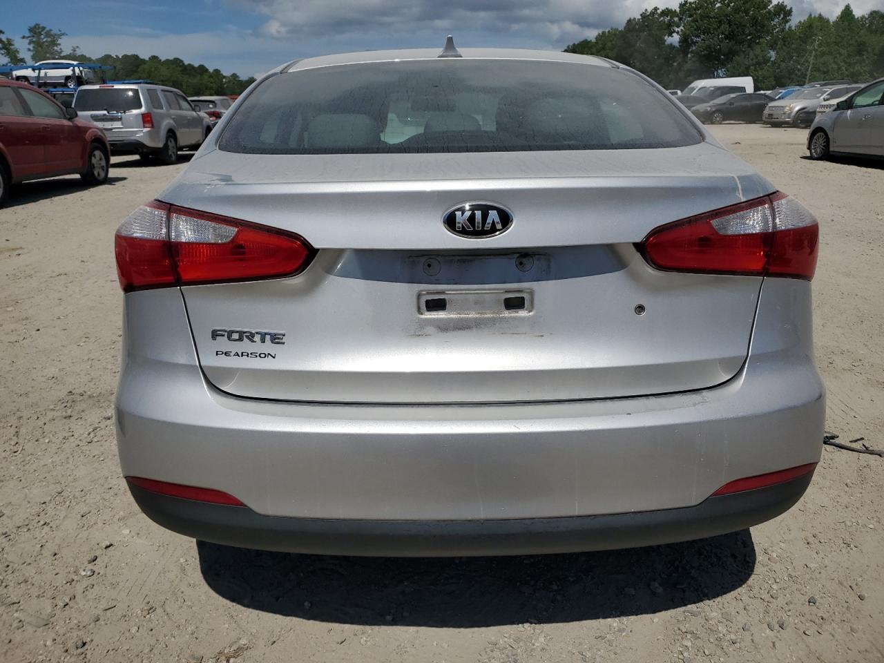 KNAFK4A65F5312824 2015 Kia Forte Lx