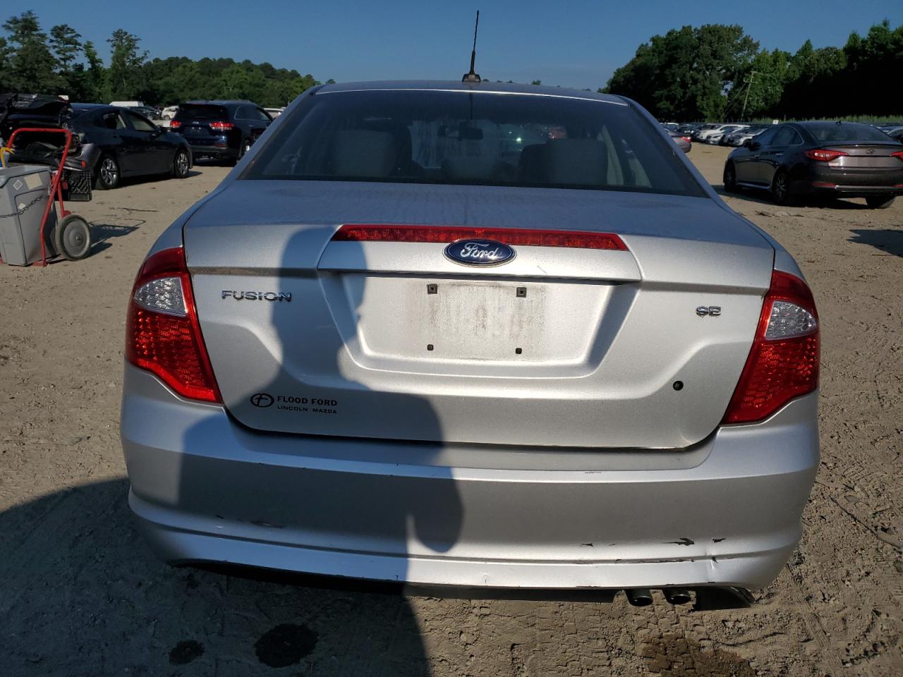 3FAHP0HA2CR261927 2012 Ford Fusion Se