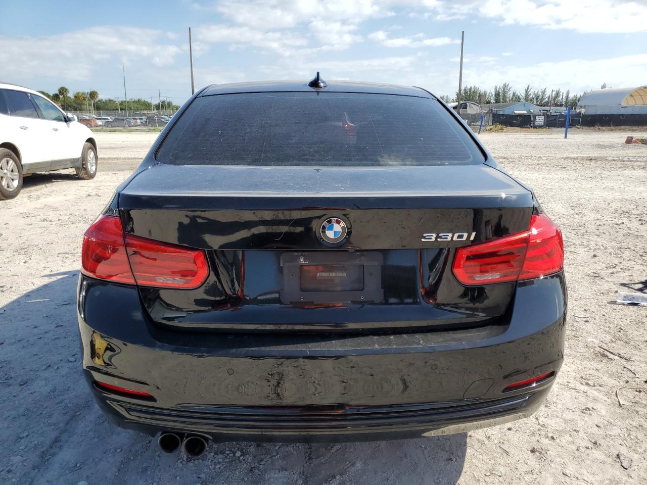 WBA8B9G32HNU56272 2017 BMW 330 I