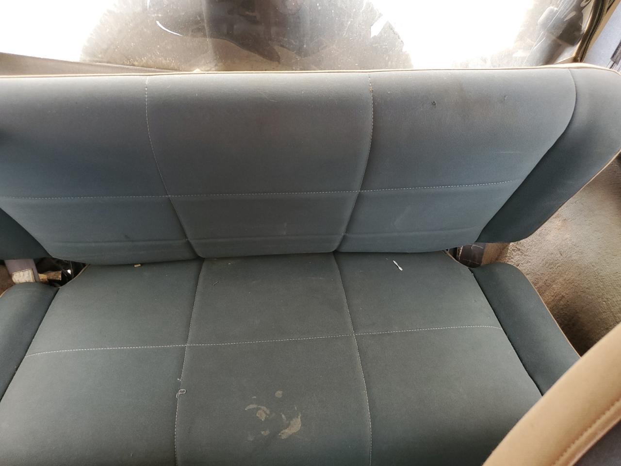 1J4FA59S5YP752623 2000 Jeep Wrangler / Tj Sahara