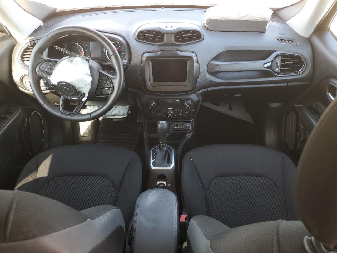 ZACCJABB4JPH45604 2018 Jeep Renegade Latitude