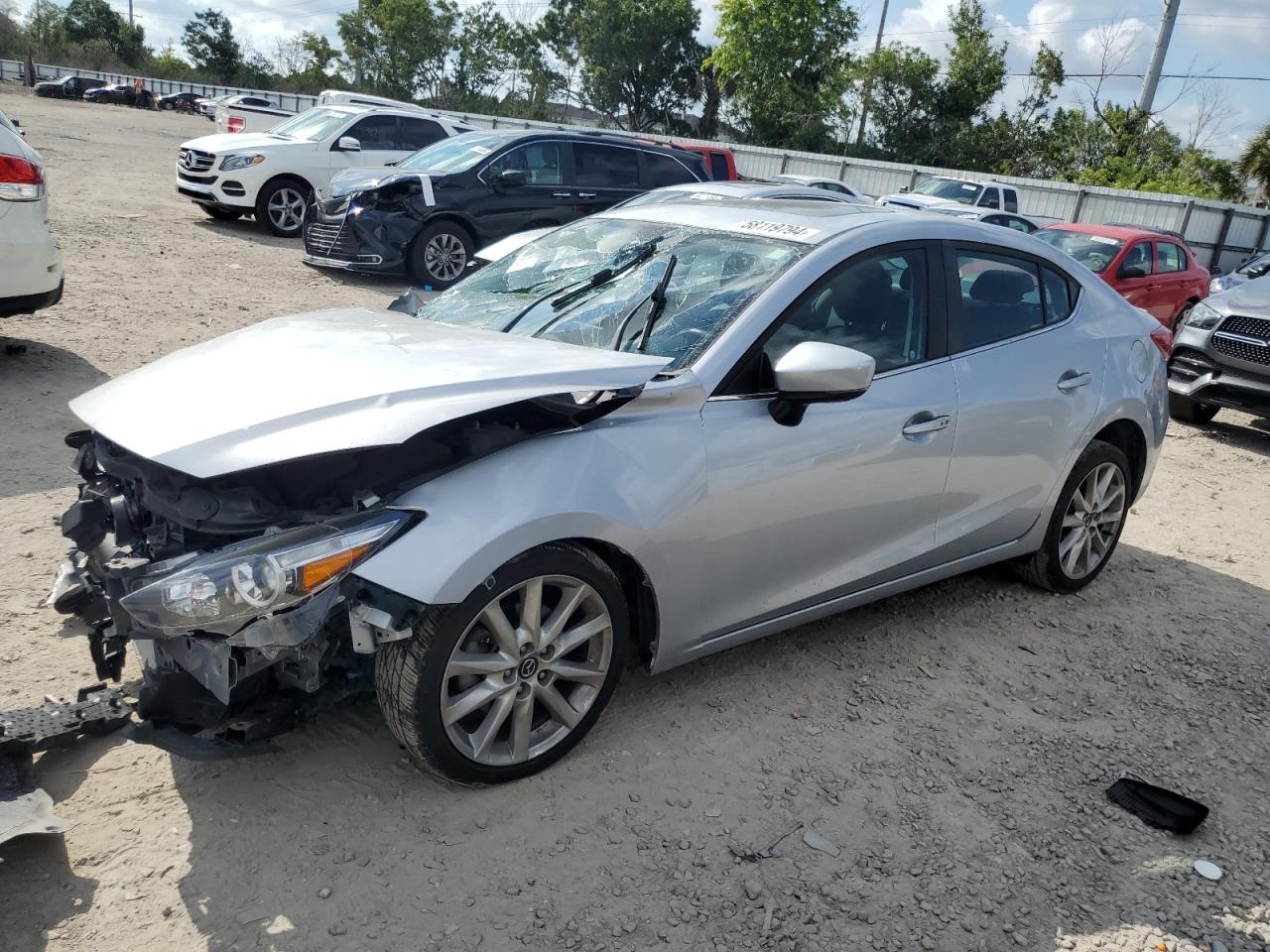 3MZBN1V72HM124122 2017 Mazda 3 Touring