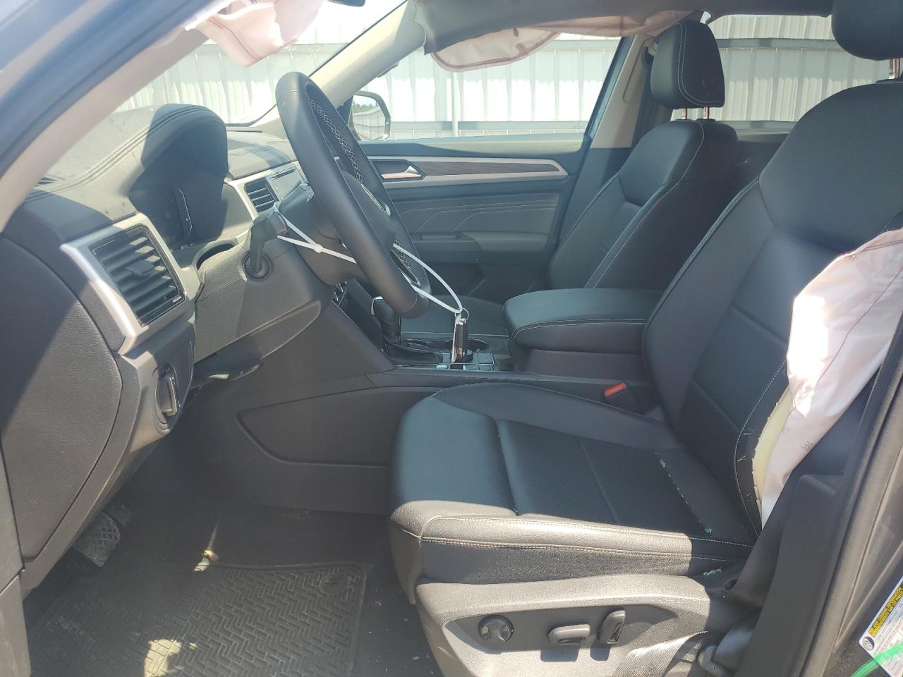 1V2HR2CA2PC544435 2023 Volkswagen Atlas Se