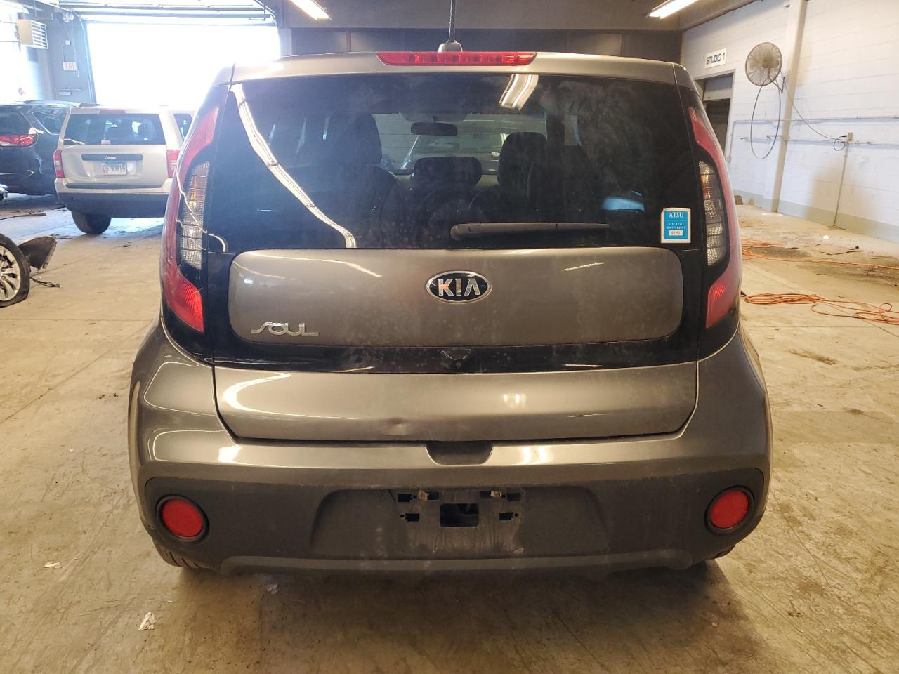 KNDJN2A26K7671071 2019 Kia Soul