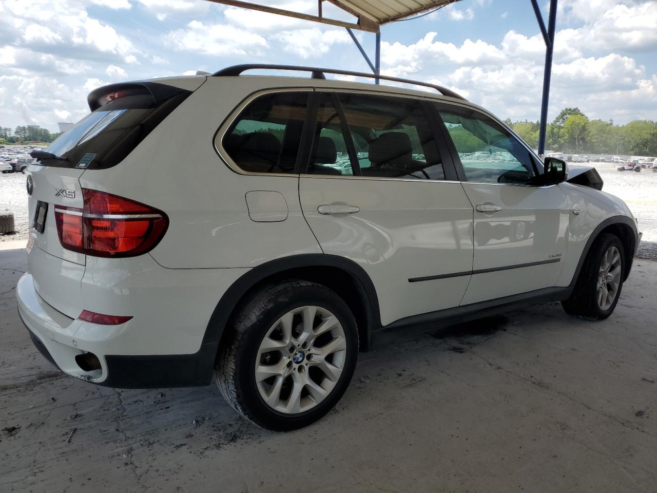 2013 BMW X5 xDrive35I vin: 5UXZV4C53D0B16677