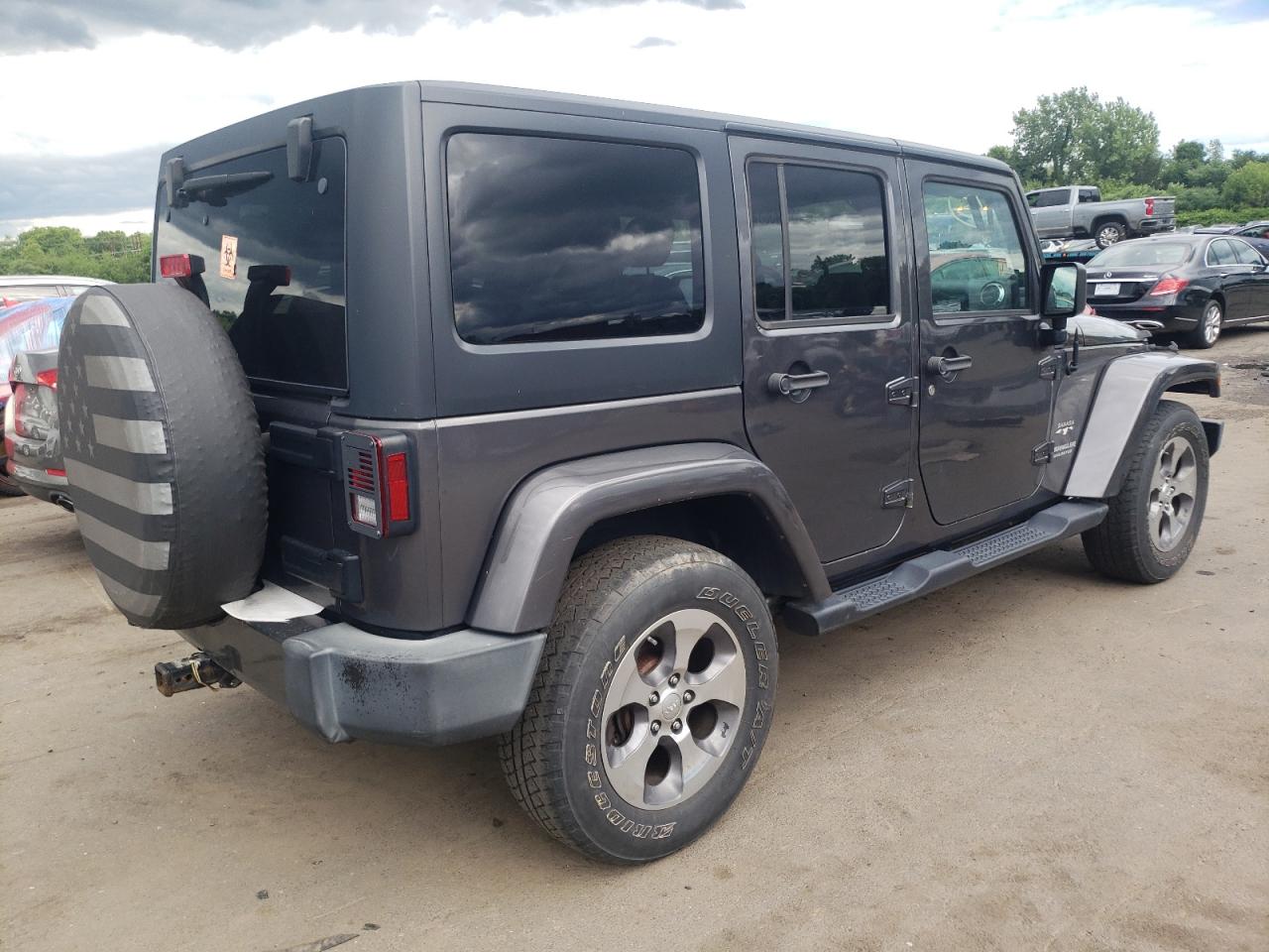 2017 Jeep Wrangler Unlimited Sahara vin: 1C4BJWEG4HL532389