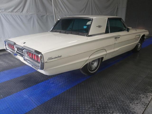 1965 Ford Thunderbir VIN: 5Y83Z105438 Lot: 57423144