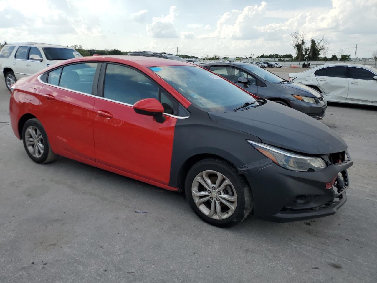 2019 Chevrolet Cruze Lt vin: 1G1BE5SMXK7111083