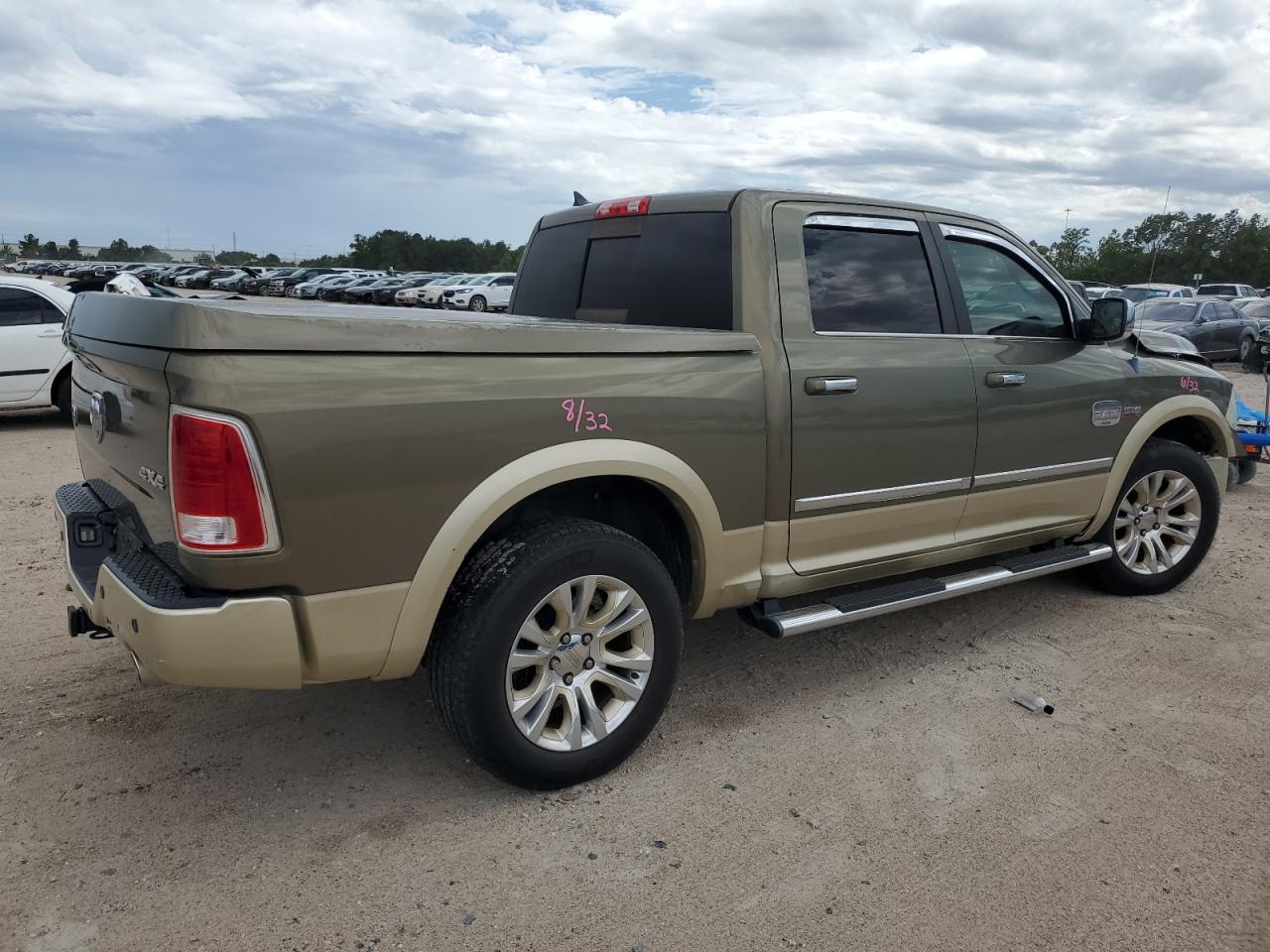 1C6RR7PT3DS635138 2013 Ram 1500 Longhorn