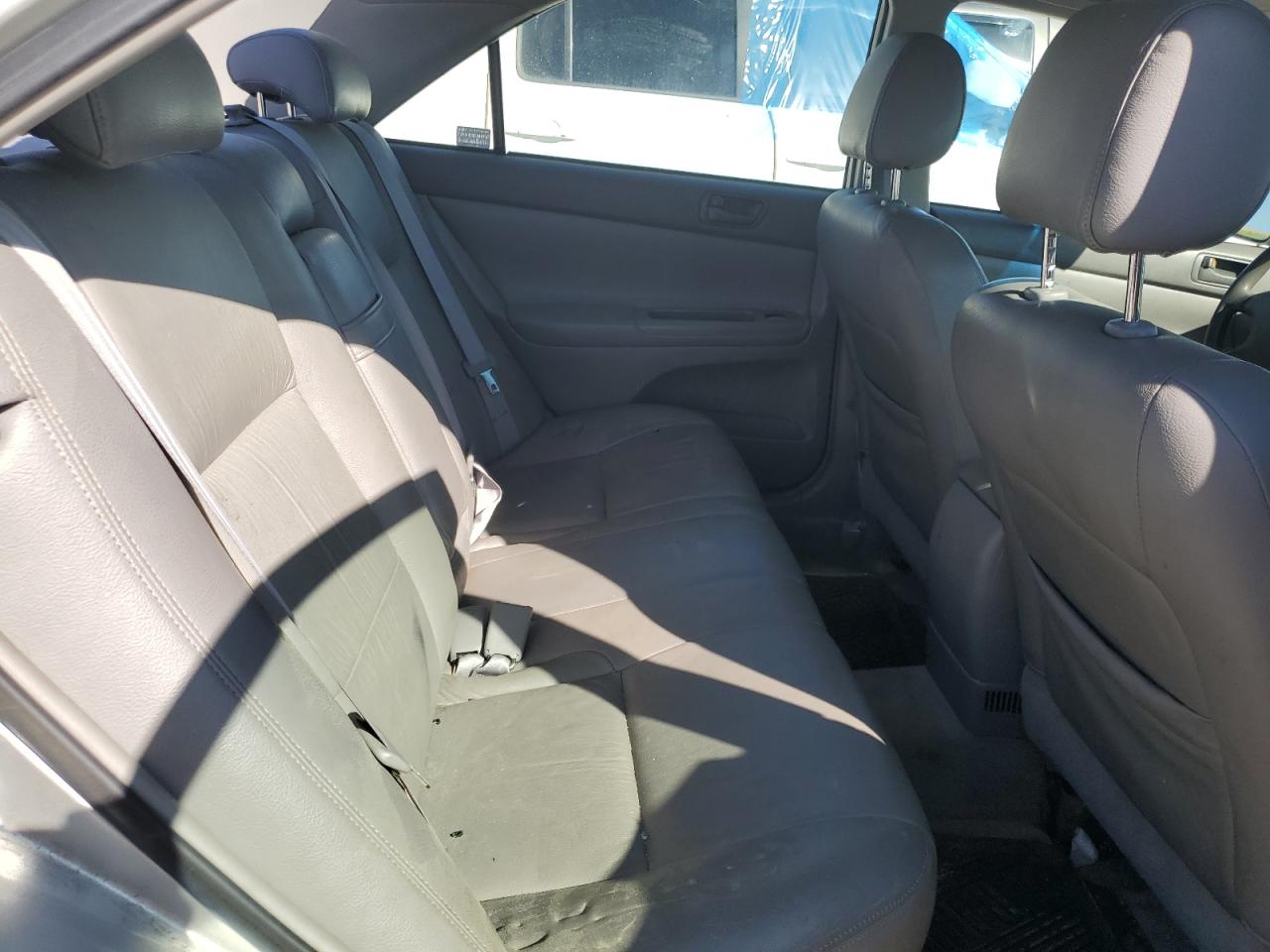 4T1BE32KX4U319538 2004 Toyota Camry Le