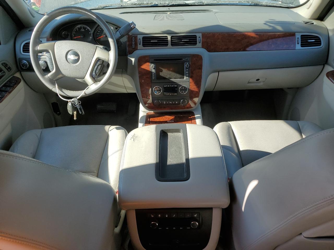 1GNUKCE04AR151322 2010 Chevrolet Tahoe K1500 Ltz