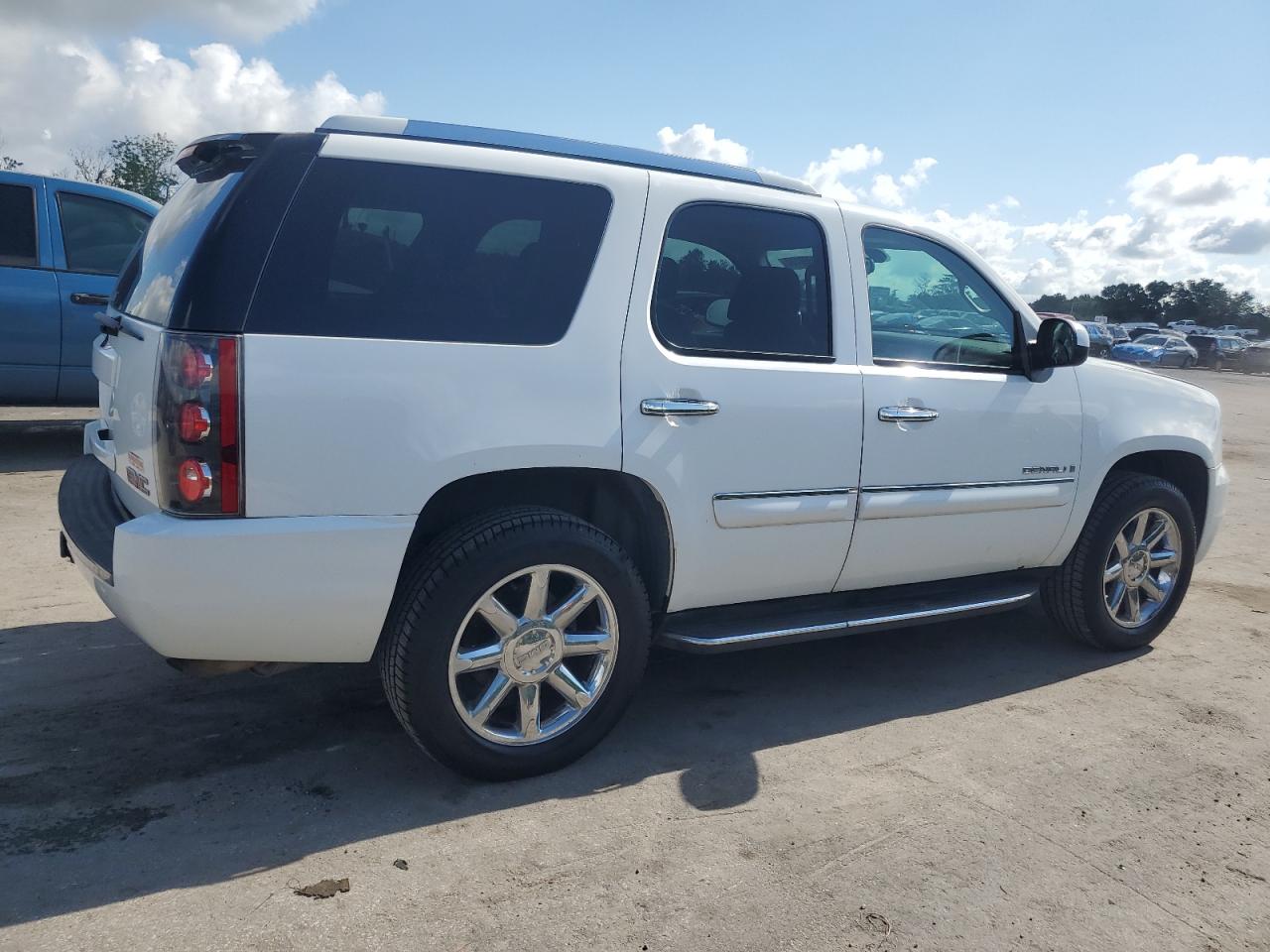 1GKFK63898J153432 2008 GMC Yukon Denali